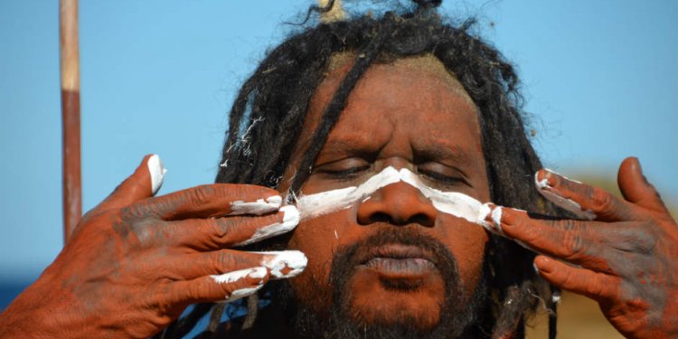 A man performs an Aboriginal