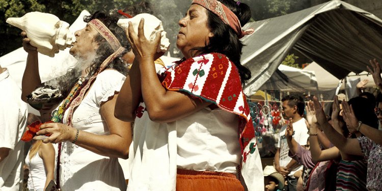Indigenous Central Americans
