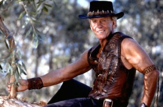 aussie-stereotypes-crocodile-dundee