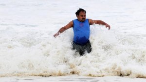 beach, safety, indian, students, international students, australia, sun, sea, ocean, hazards