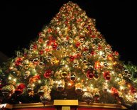 Christmas tree decorations Australia